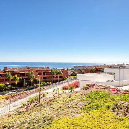 Newly Constructed 2 Bed With Sea Views