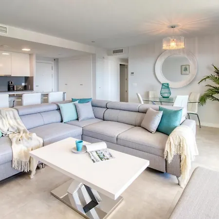 Newly Constructed 2 Bed With Sea Views Apartment *